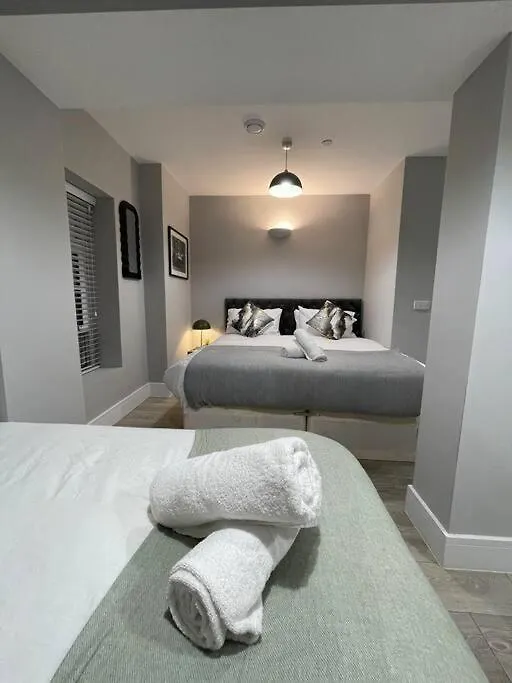 The Lux Loft Spacious & Stylish Cardiff