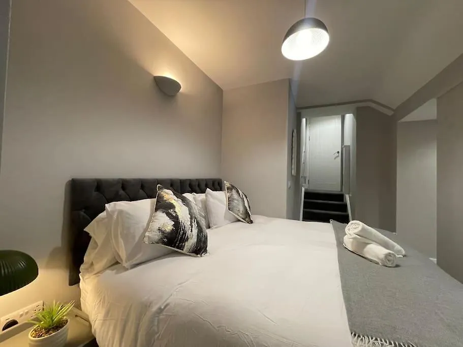Lägenhet The Lux Loft Spacious & Stylish Cardiff