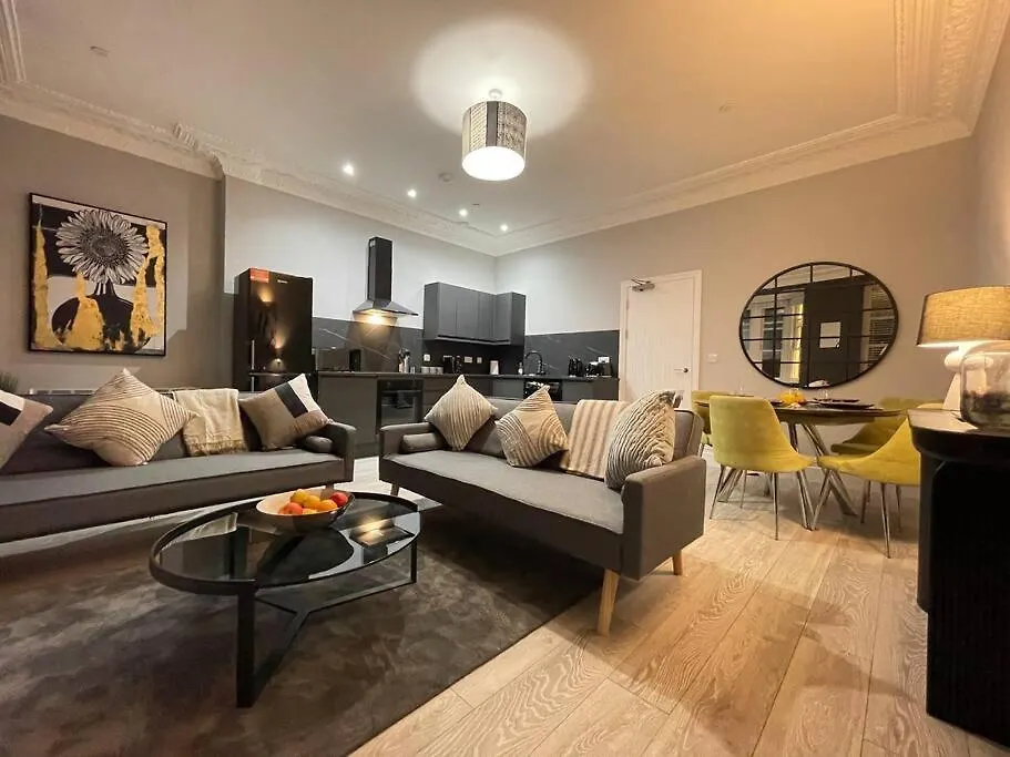 The Lux Loft Spacious & Stylish Cardiff Lägenhet